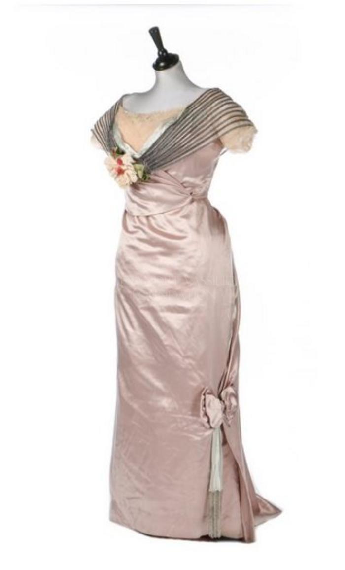 Ball gown