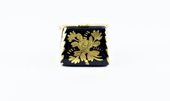 Purse shape box