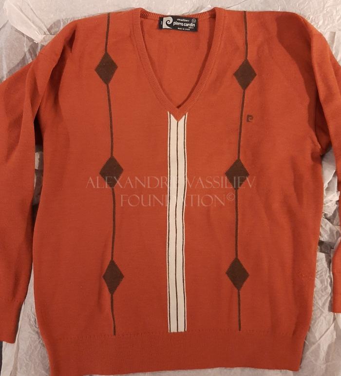 Men's pullover
