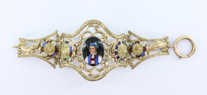 Bracelet