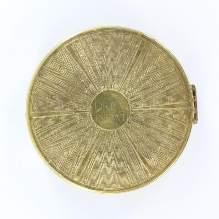 Compact powder 