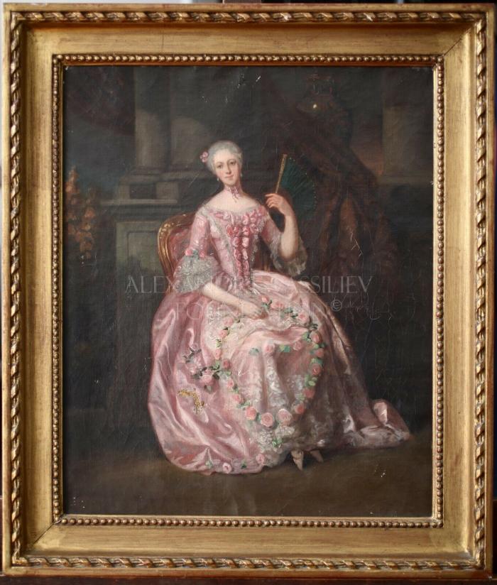 Portrait of a lady in 18th century gown