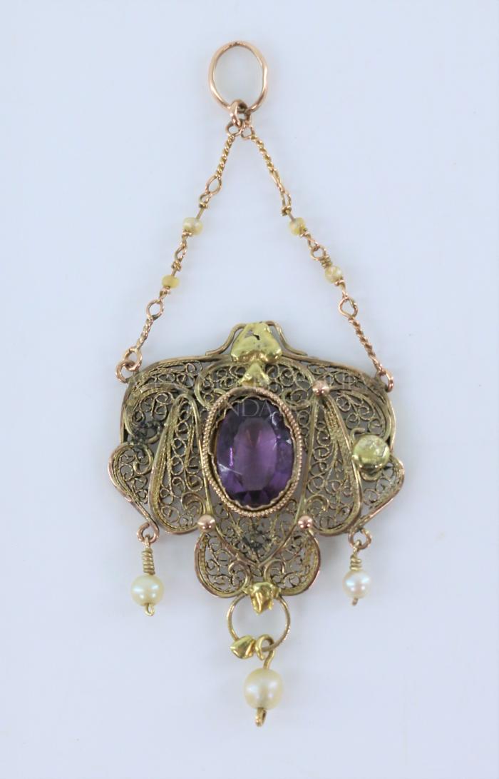 Pendant