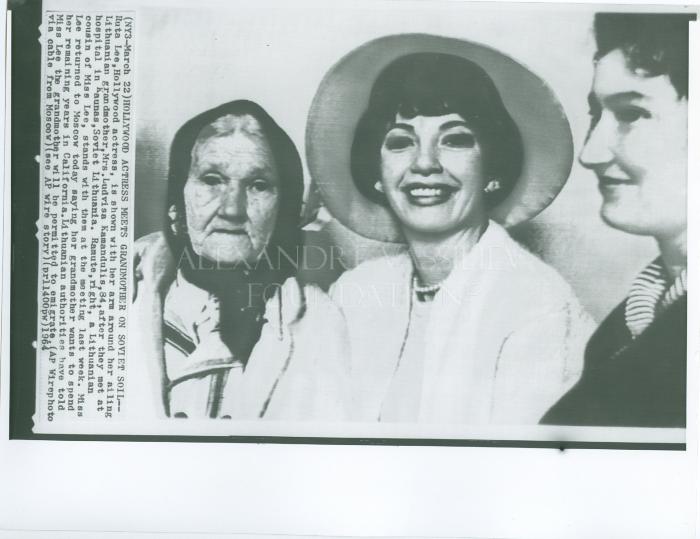 Portrait of Ruta LEE and Ludmila KAMANDULIS