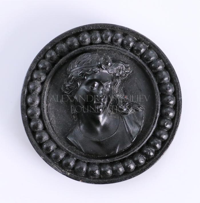 Mourning brooch