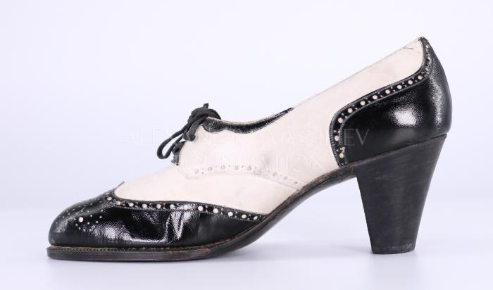 Woman's shoe