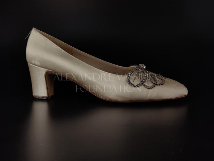 Women's shoes