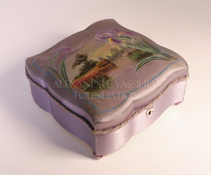 Jewellery box