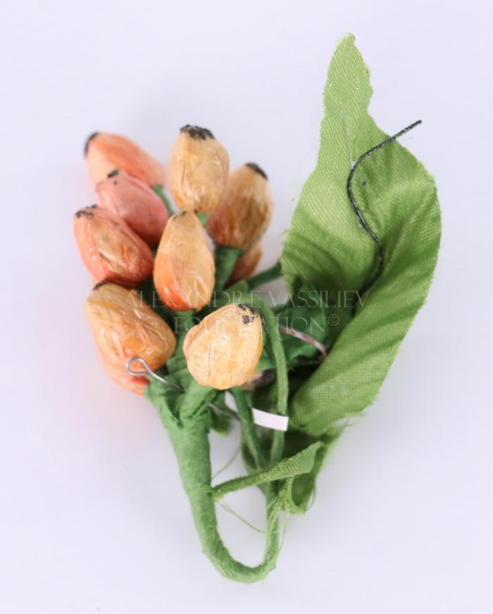 Artificial flower bouquet