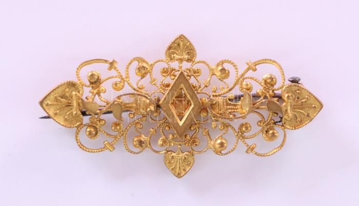 Brooch