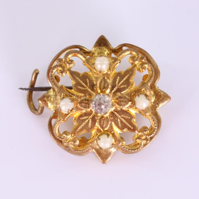 Brooch