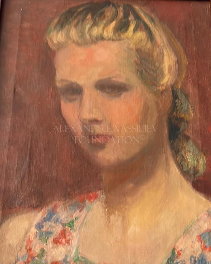 Portrait of a young woman
