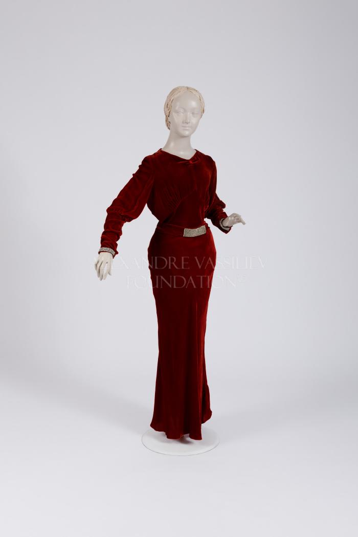 Hollywood style gown