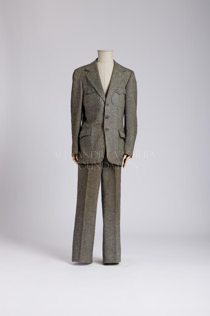 Men's suit