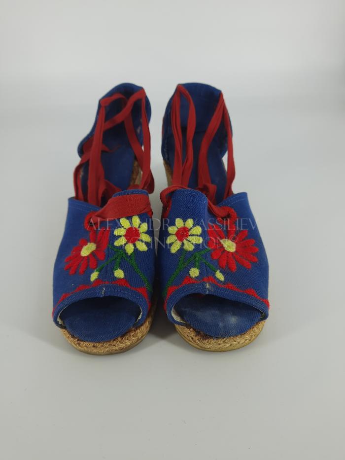 Hippie style wedge sandals