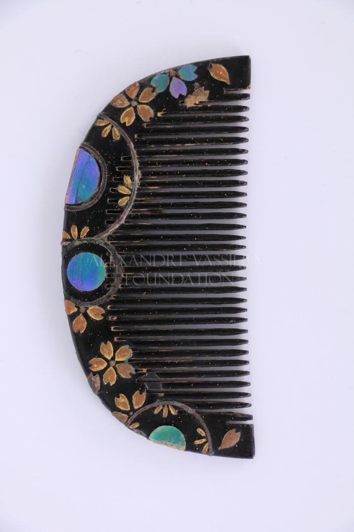 Comb