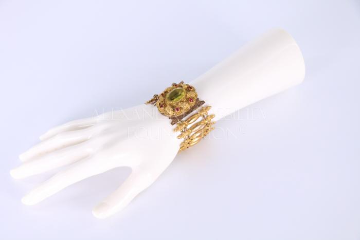 Bracelet