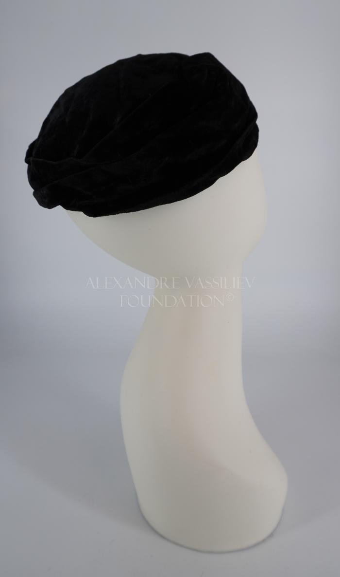 Toque hat