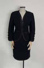 Skirt suit 