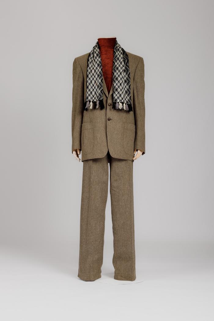 Men's suit