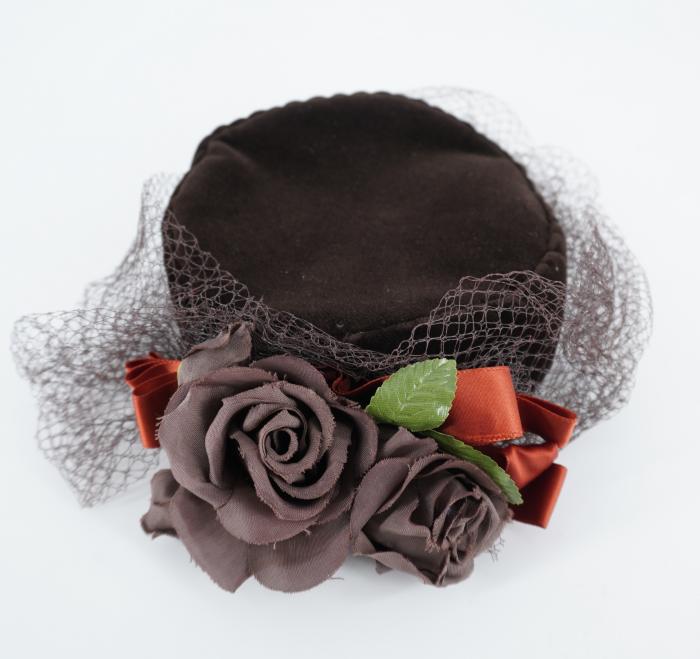 Pillbox hat