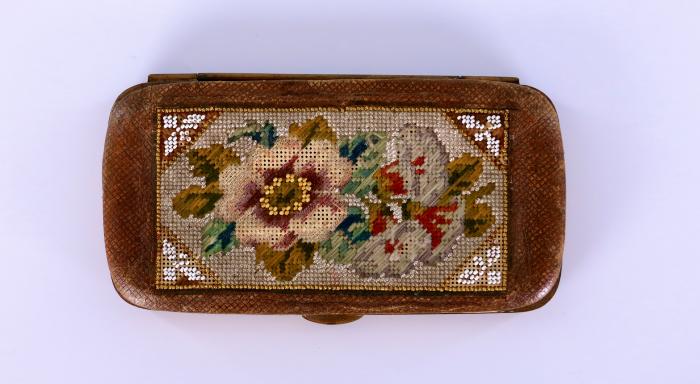 Cigarette case