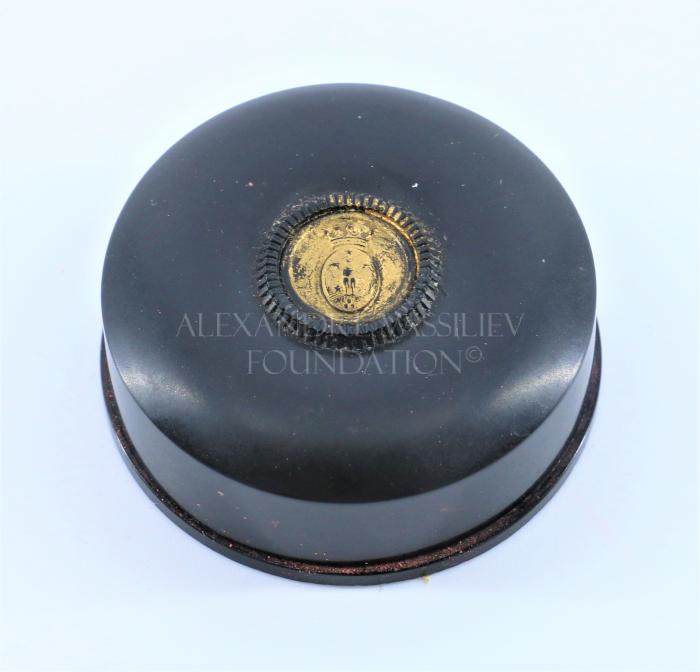 Powder box