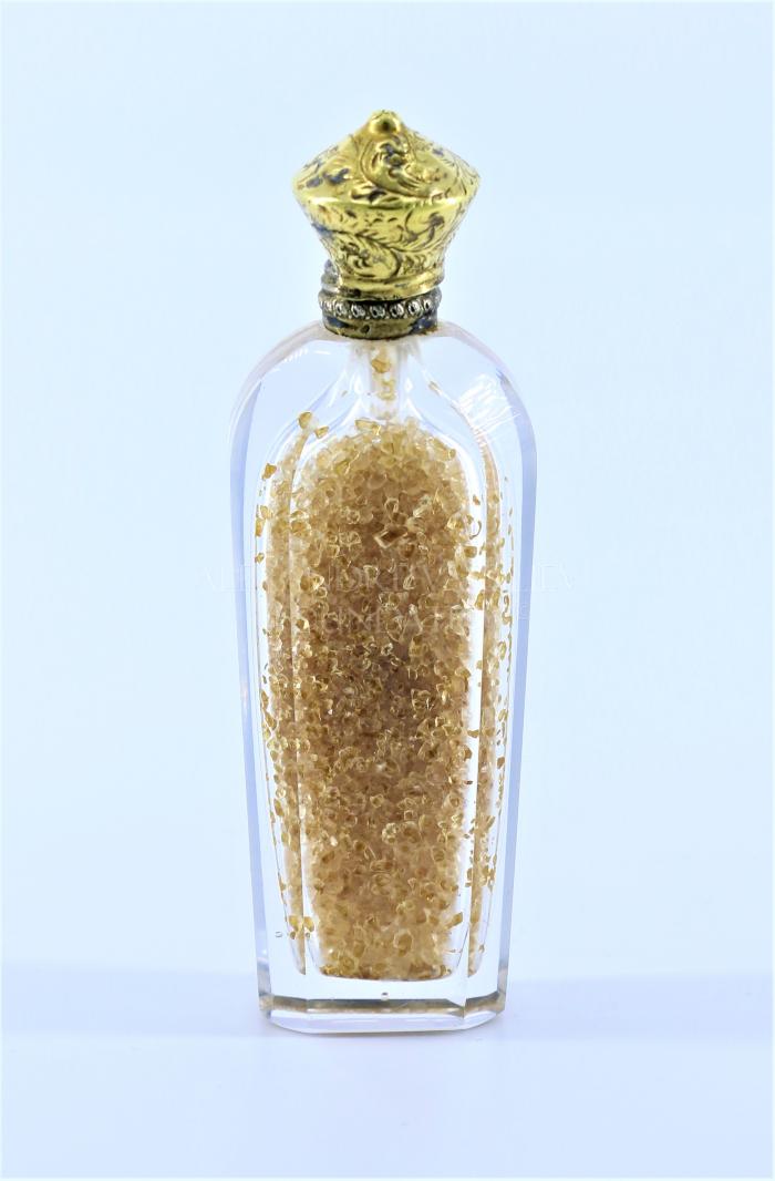 Bottle for salt
