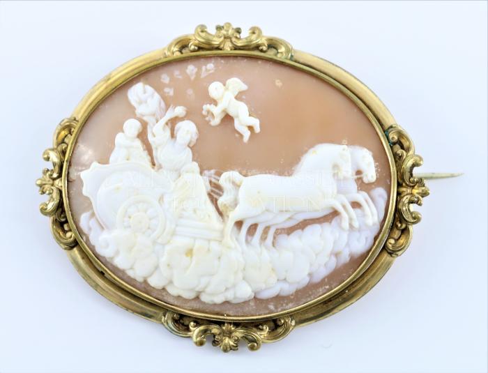 Brooch